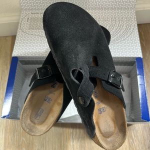 Birkenstocks Boston Clog Black womens size 9. EU 40